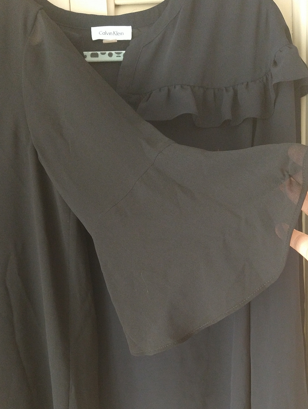 V-Neck Blouse Bundle @A New Day Cream +Calvin Klein Black Ruffle+Bat Sleeves - Picture 5 of 13